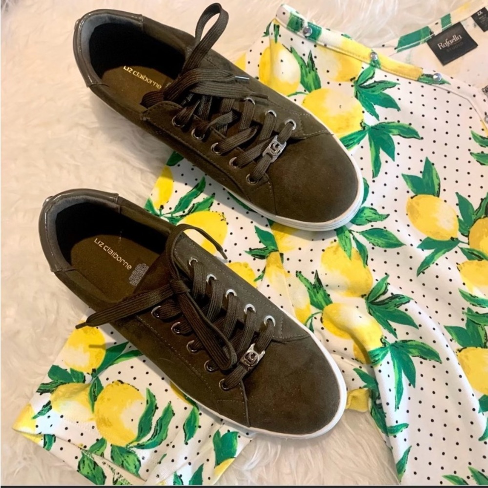 Classic Liz Claiborne olive green lace up sneakers